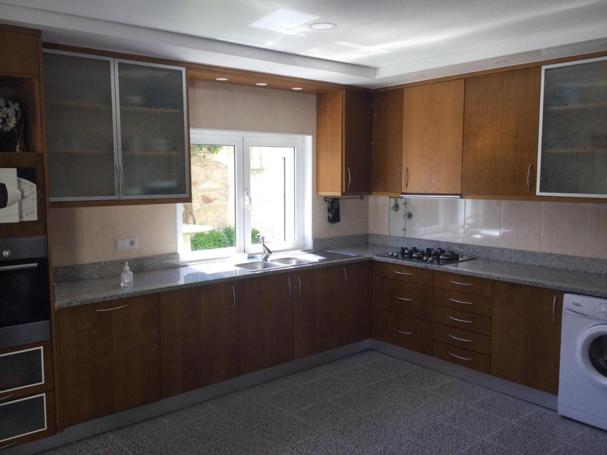 Room Villa Ribeiro Pilgrims Way To Santiago Bike A Garage For Marinhas Esposende Exterior foto